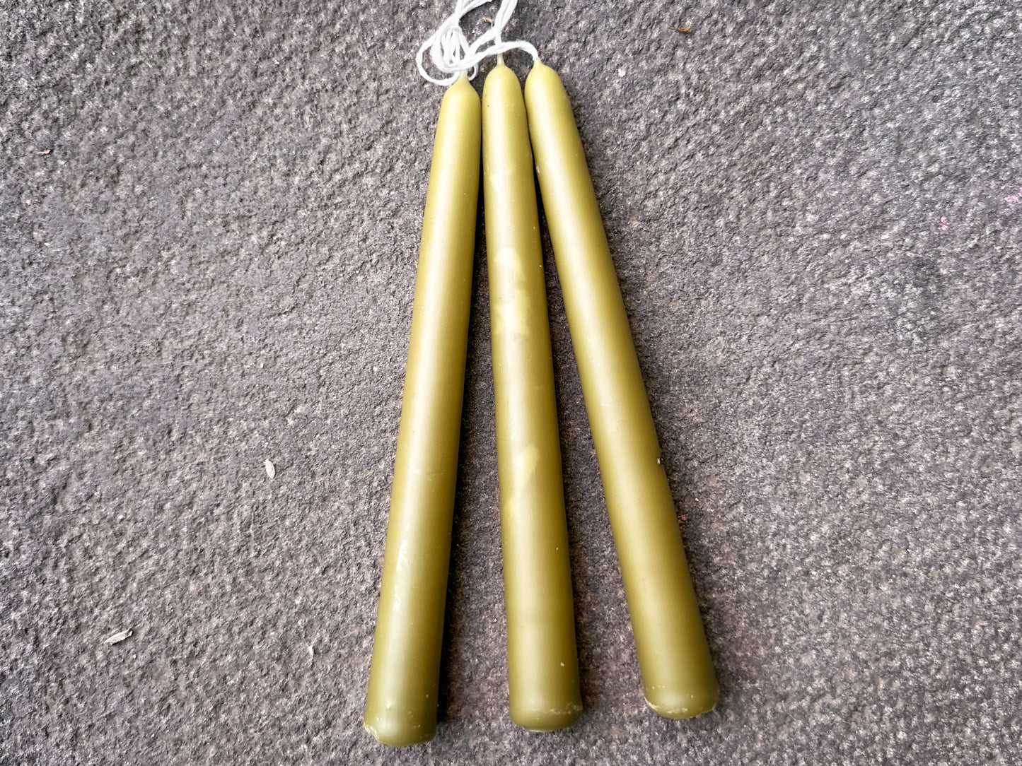 Juego de 3 velas cónicas de cera de abejas