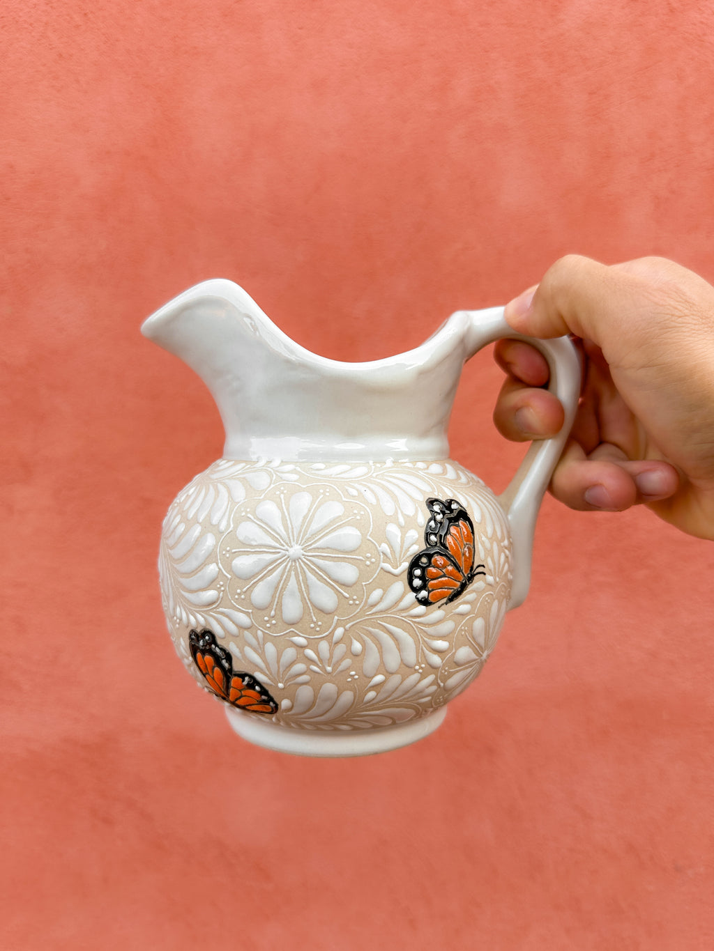 PRE-ORDEN Mariposas Monarca Jarra (ENVÍO EN APROX. 6-12 SEMANAS)