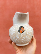 PRE-ORDEN Mariposas Monarca Jarra (ENVÍO EN APROX. 6-12 SEMANAS)