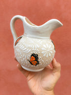 PRE-ORDEN Mariposas Monarca Jarra (ENVÍO EN APROX. 6-12 SEMANAS)