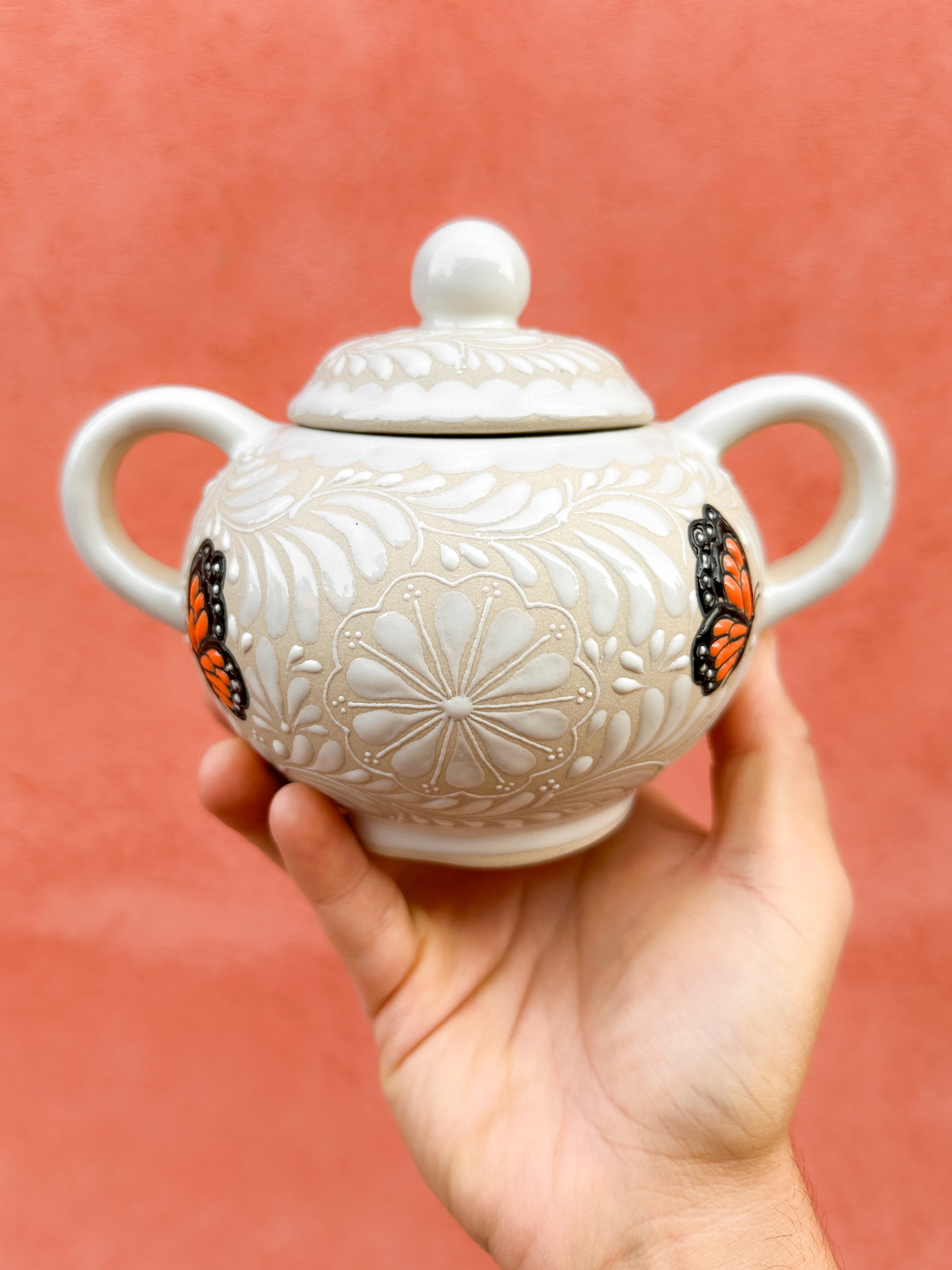 PRE-ORDER Monarca Butterflies Sugar Bowl (SHIPS IN APPROX. 6-12 WEEKS)