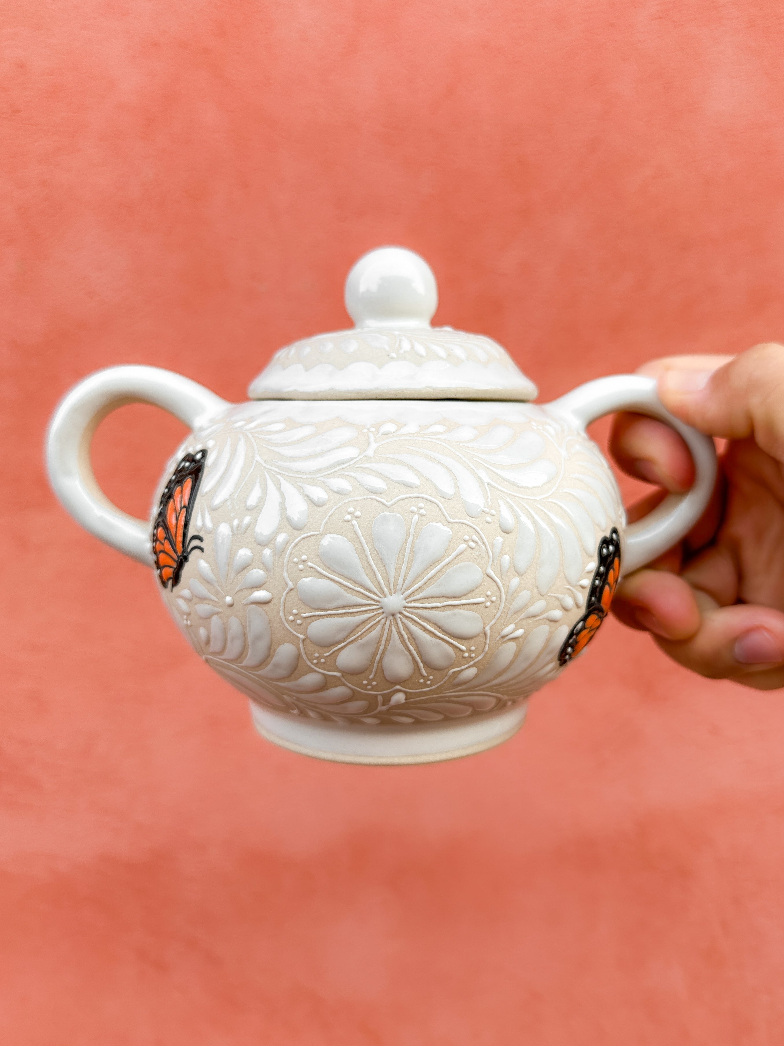 PRE-ORDER Monarca Butterflies Sugar Bowl (SHIPS IN APPROX. 6-12 WEEKS)