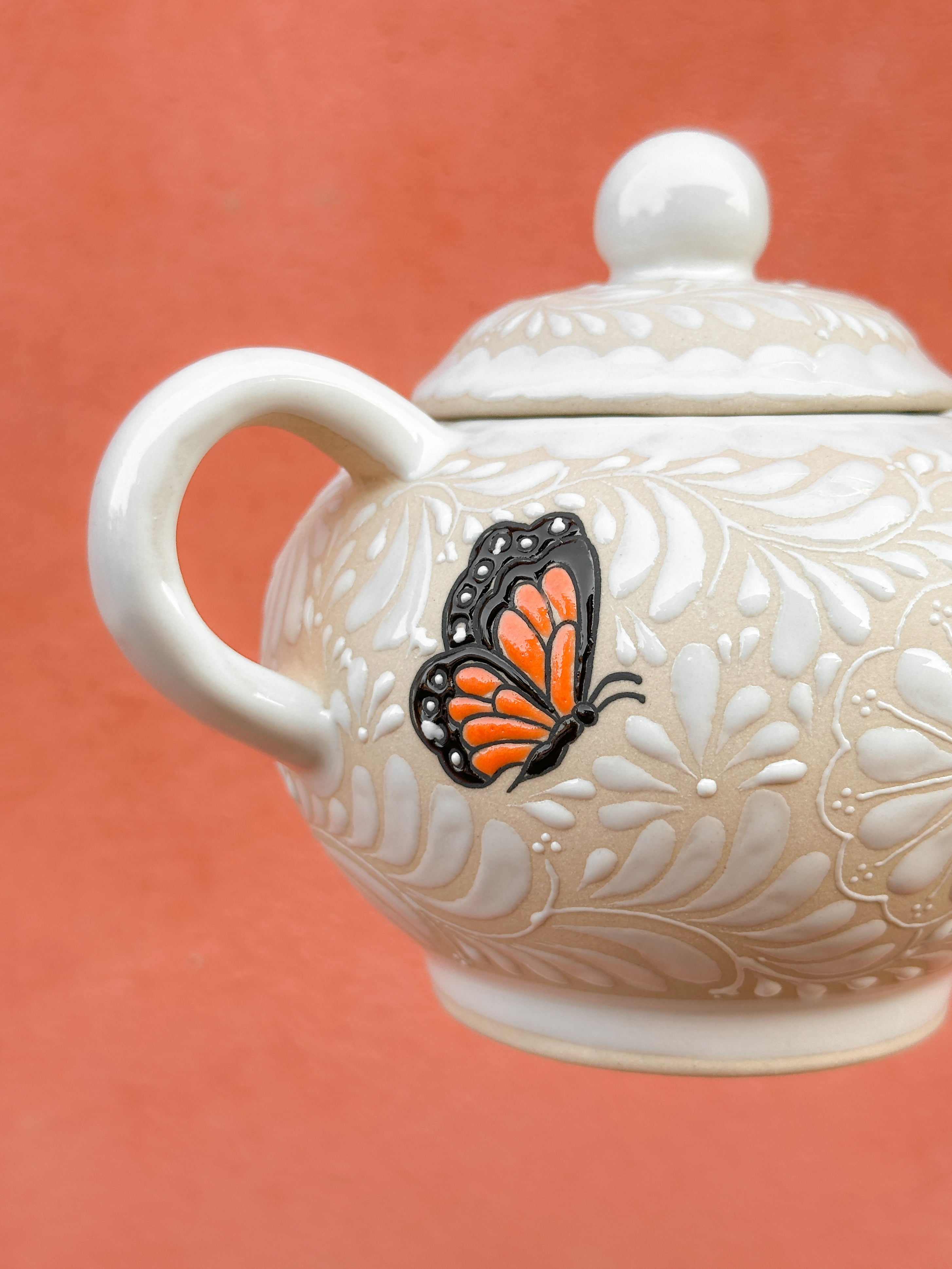 PRE-ORDER Monarca Butterflies Sugar Bowl (SHIPS IN APPROX. 6-12 WEEKS)