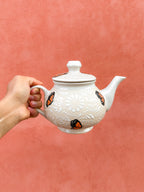 PRE-ORDEN Tetera Mariposas Monarca (ENVÍO EN APROX. 6-12 SEMANAS)