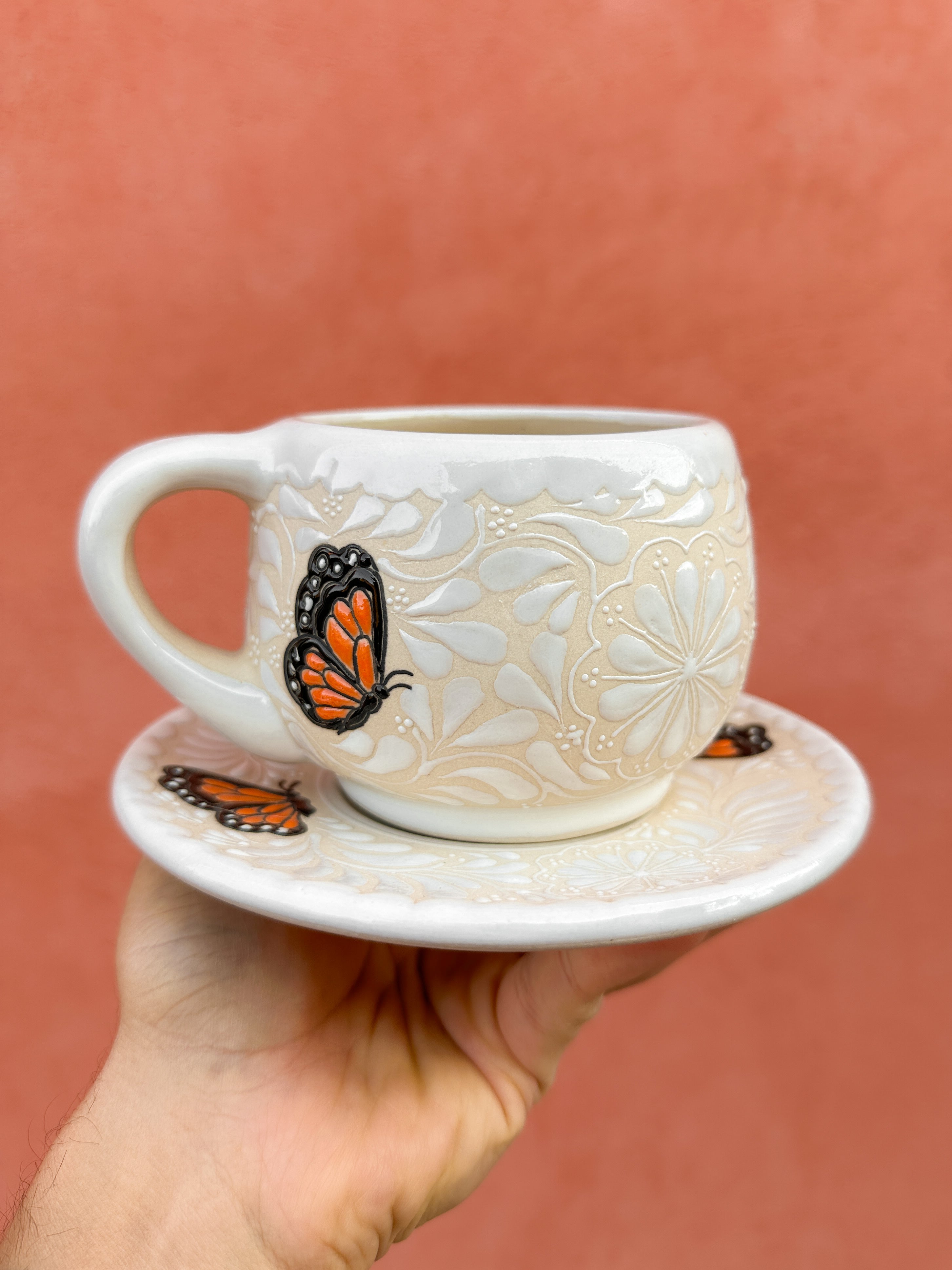 PRE-ORDER Set of 4 Monarca Butterflies Mug And Plate (SHIPS IN APPROX. 6-12 WEEKS)