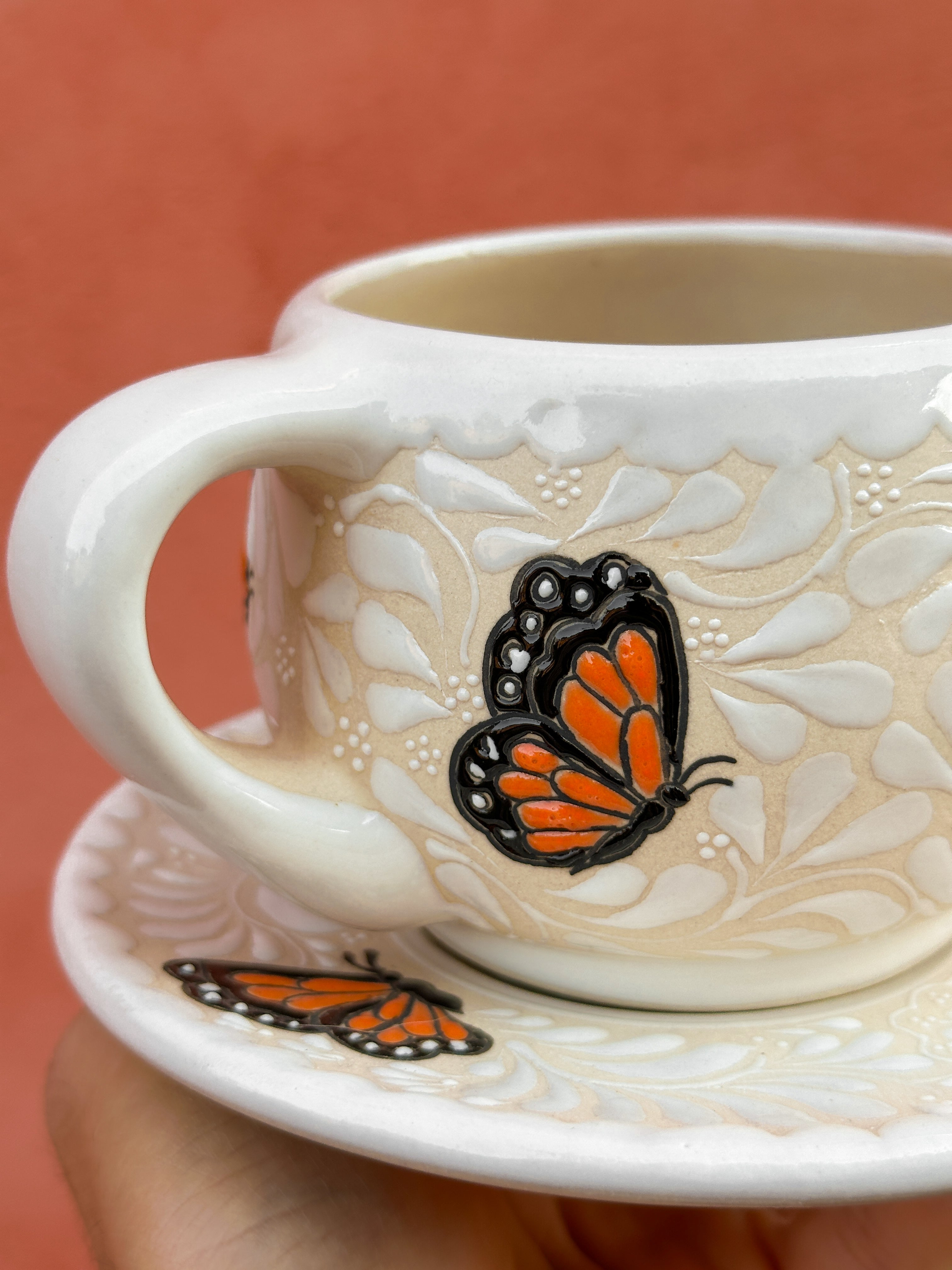 PRE-ORDER Monarca Butterflies Plate and Mug Set (SHIPS IN APPROX. 6-12 WEEKS)