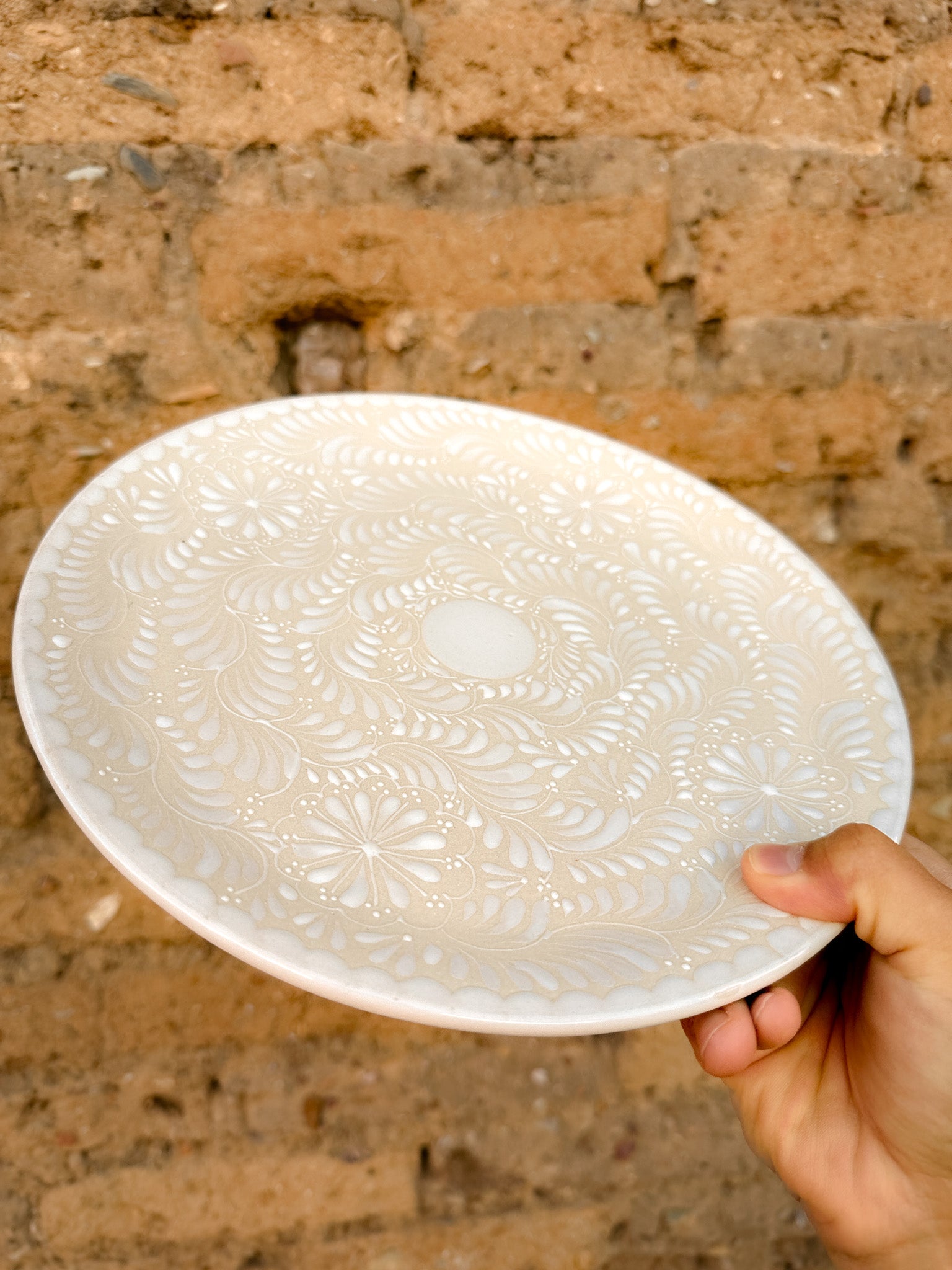 PRE-ORDER White Plate (SHIPS IN APPROX. 6-12 WEEKS)