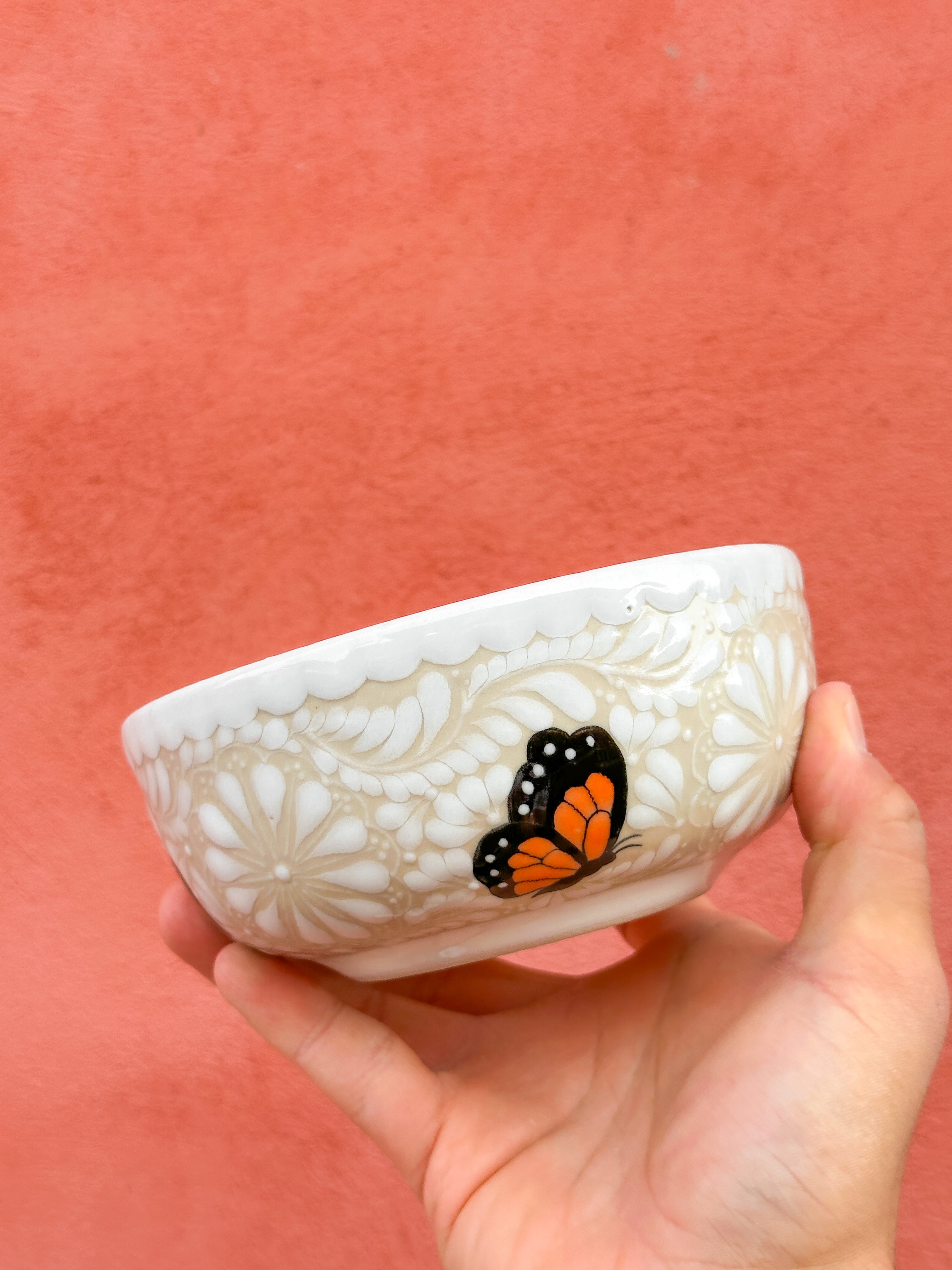 PRE-ORDER Monarca Butterflies Bowl (SHIPS IN APPROX. 6-12 WEEKS)