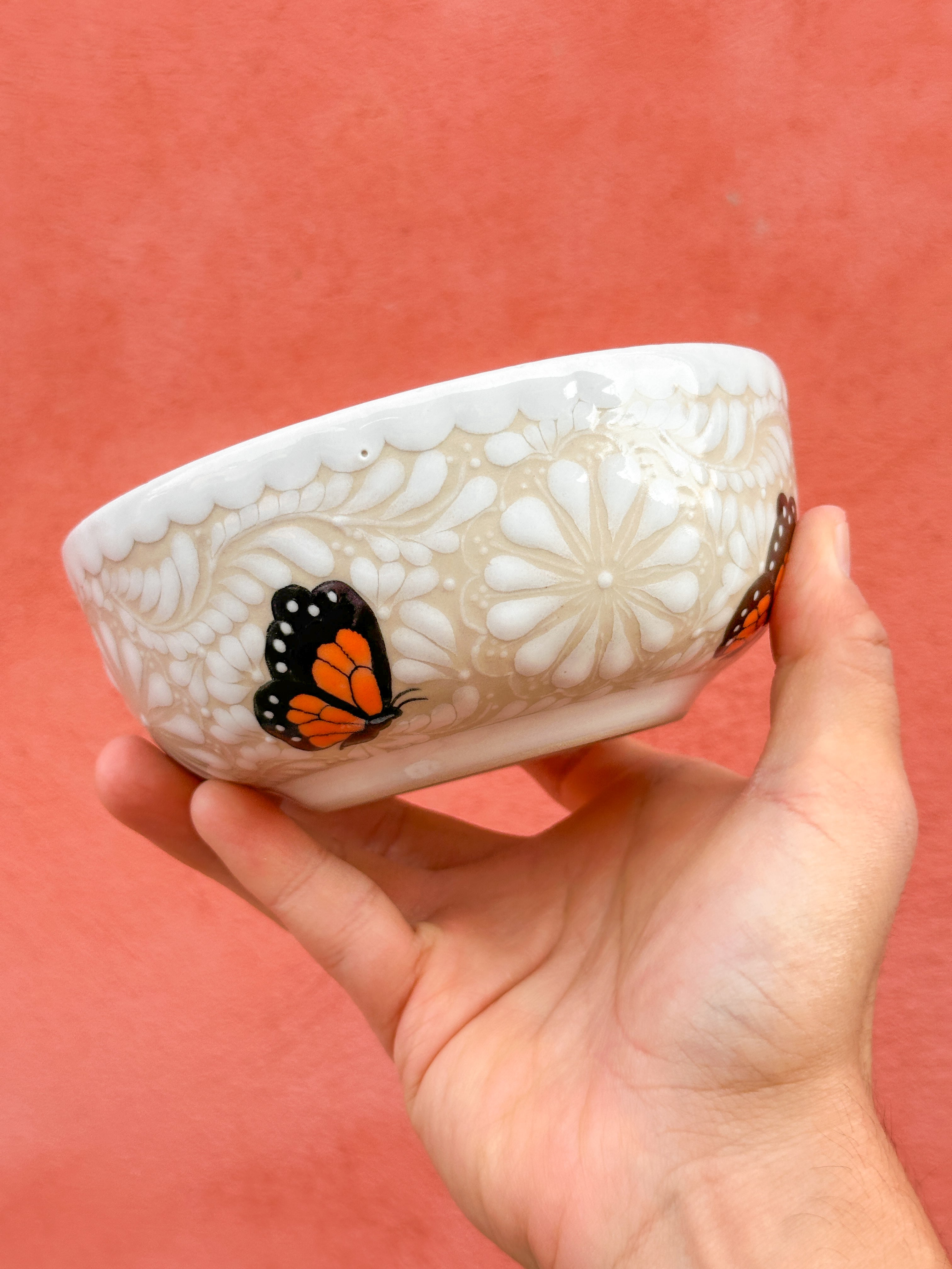 PRE-ORDER Monarca Butterflies Bowl (SHIPS IN APPROX. 6-12 WEEKS)