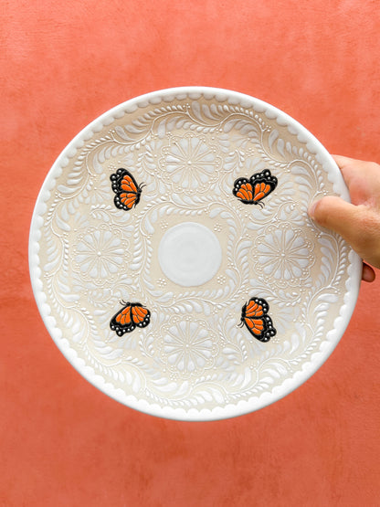 PRE-ORDER Monarca Butterflies Plate (SHIPS IN APPROX. 6-12 WEEKS)