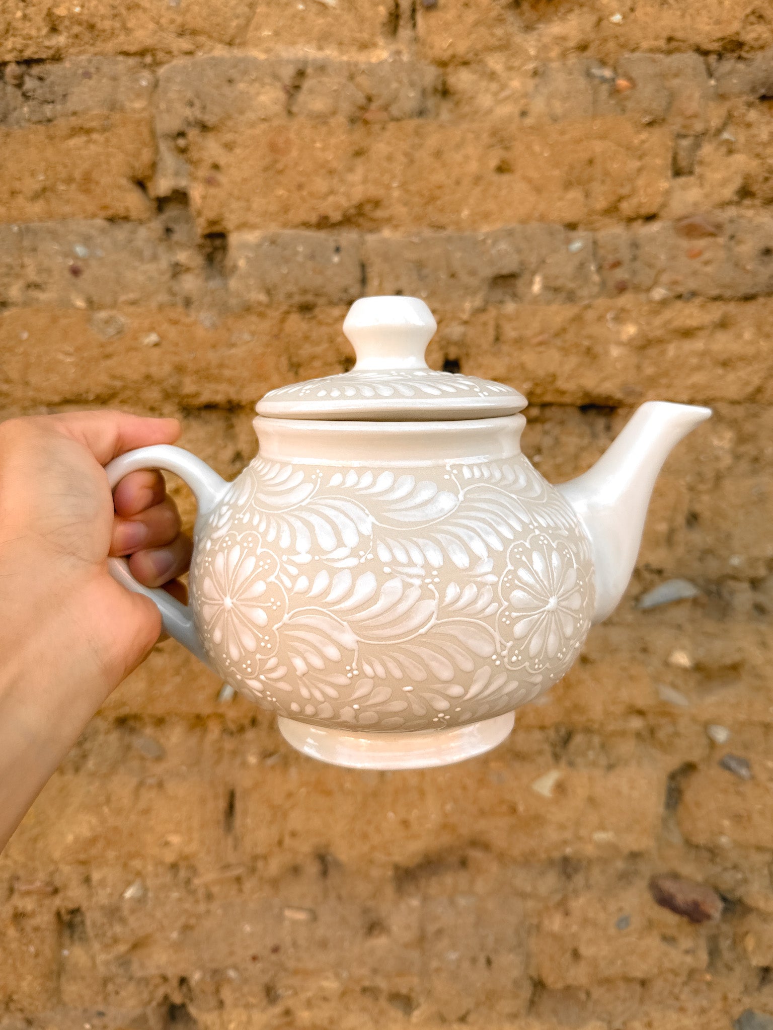PRE-ORDER White Tea Pot (SHIPS IN APPROX. 6-12 WEEKS)