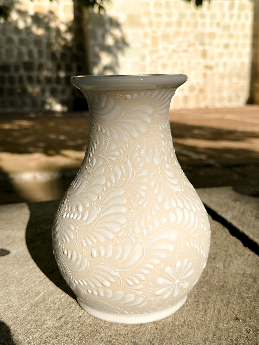 PRE-ORDER White Flower Vase (SHIPS IN APPROX. 6- 12 WEEKS)