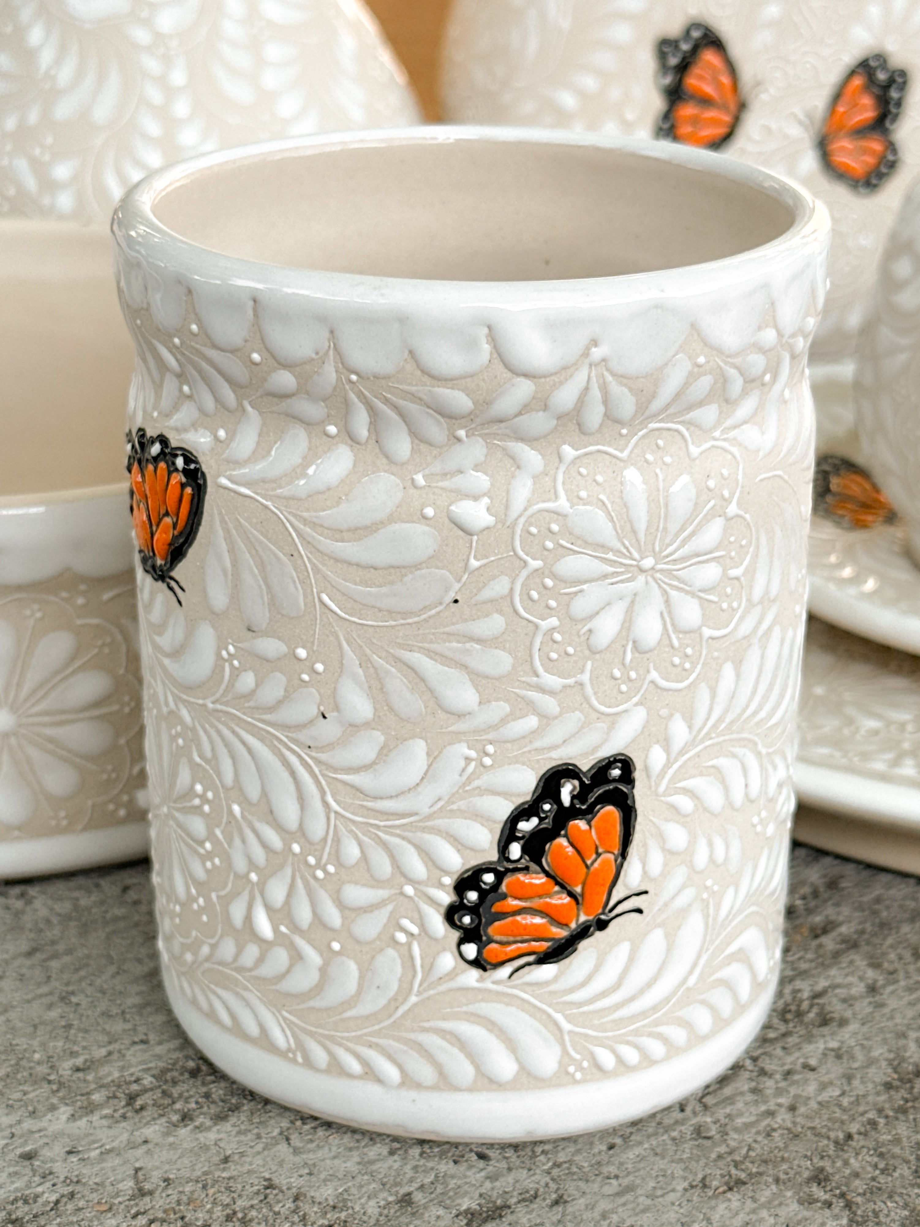 PRE-ORDER Monarca Butterflies Kitchen Utensil Holder (SHIPS IN APPROX. 6-12 WEEKS)