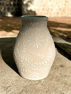 PRE-ORDER White Small Flower Vase (SHIPS IN APPROX. 6-12 WEEKS)