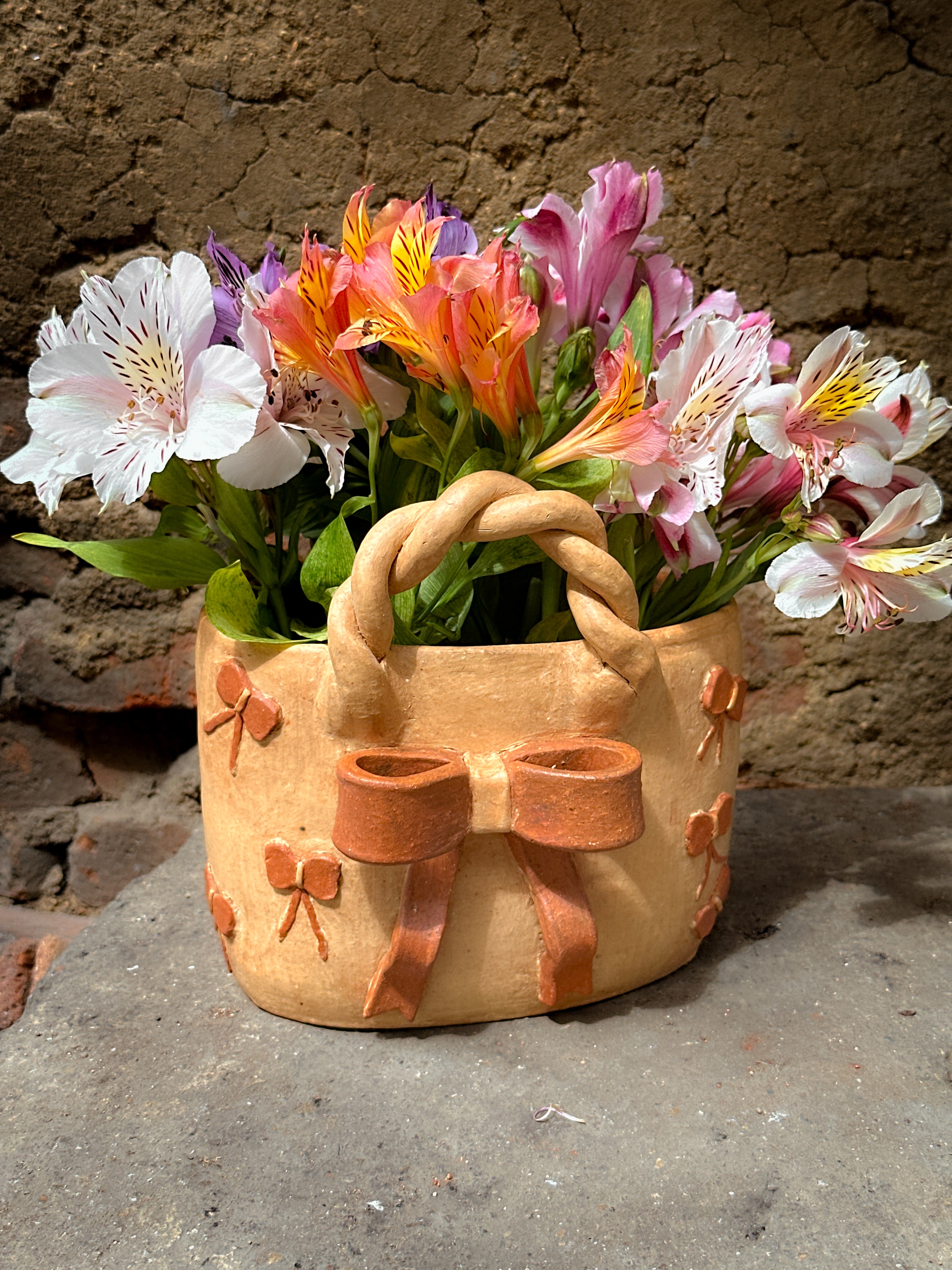 Mercado Bag Flower Vase
