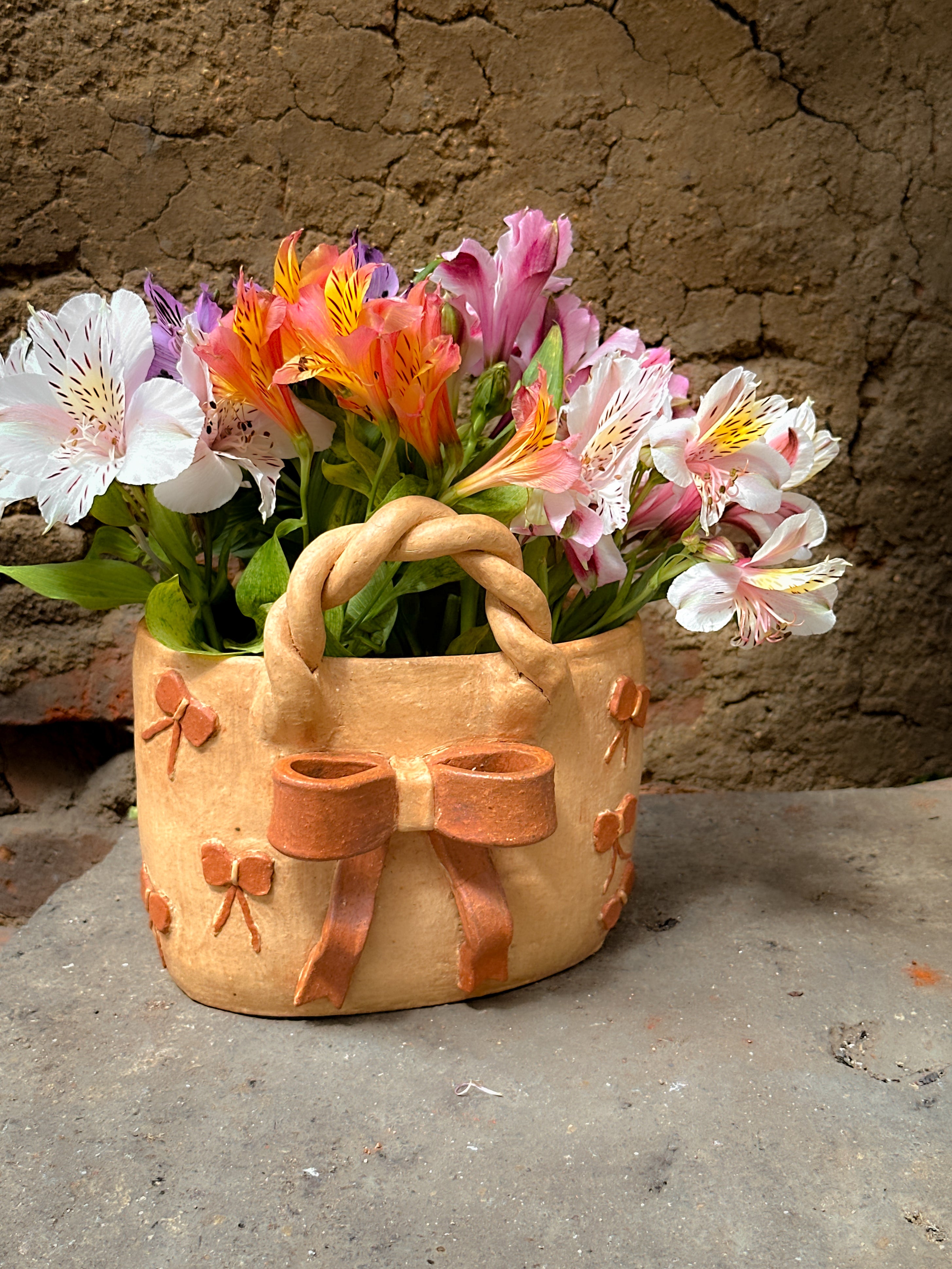 Mercado Bag Flower Vase