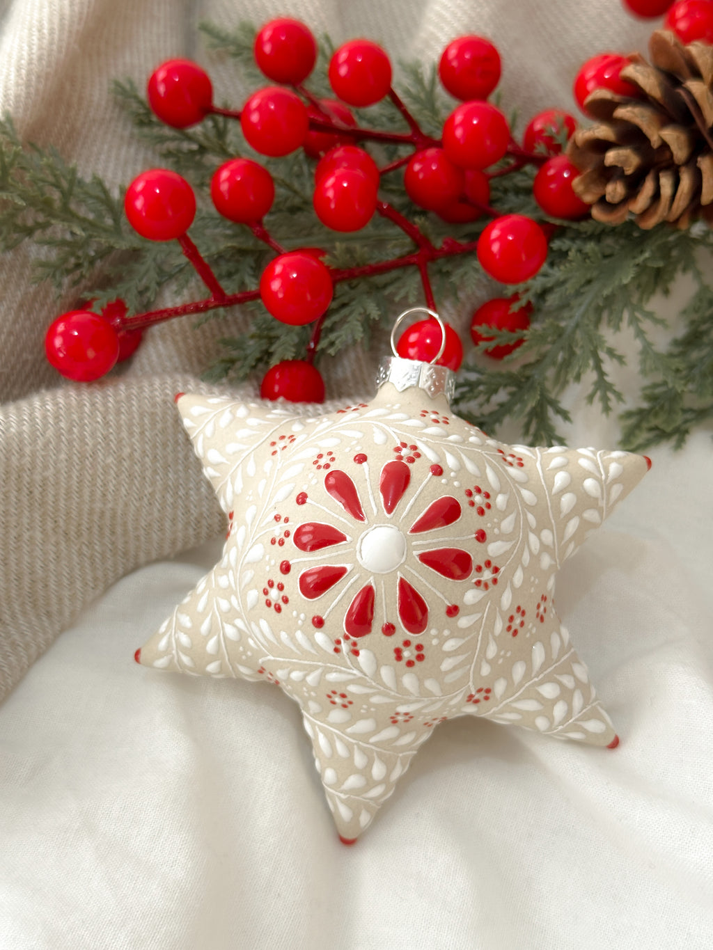 Adorno navideño blanco "Piñata Mexicana"