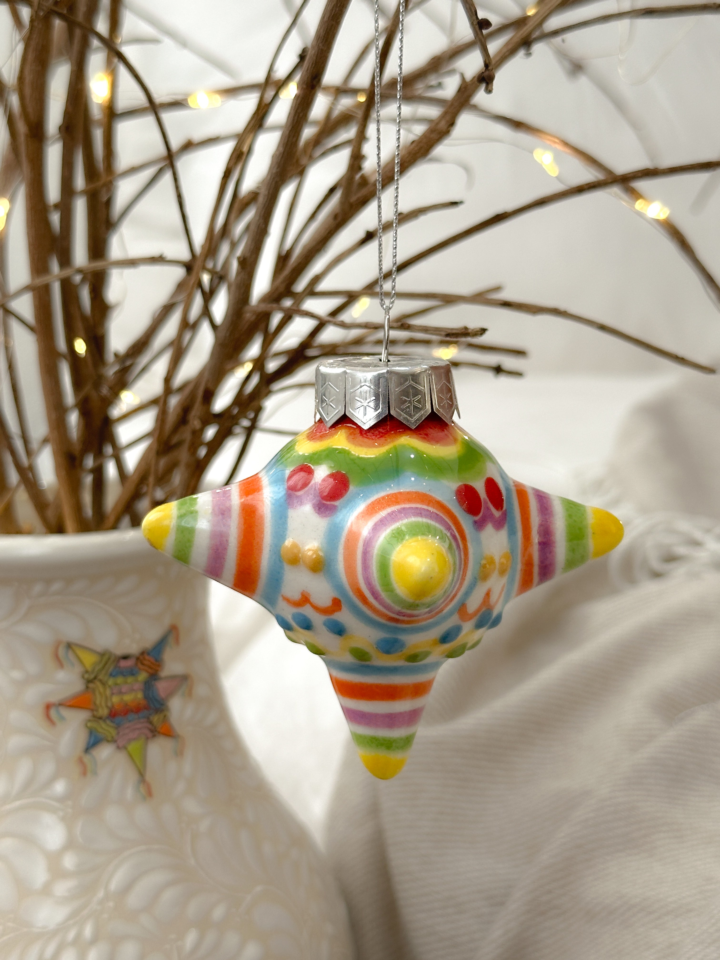 Adorno navideño de piñata "Talavera"