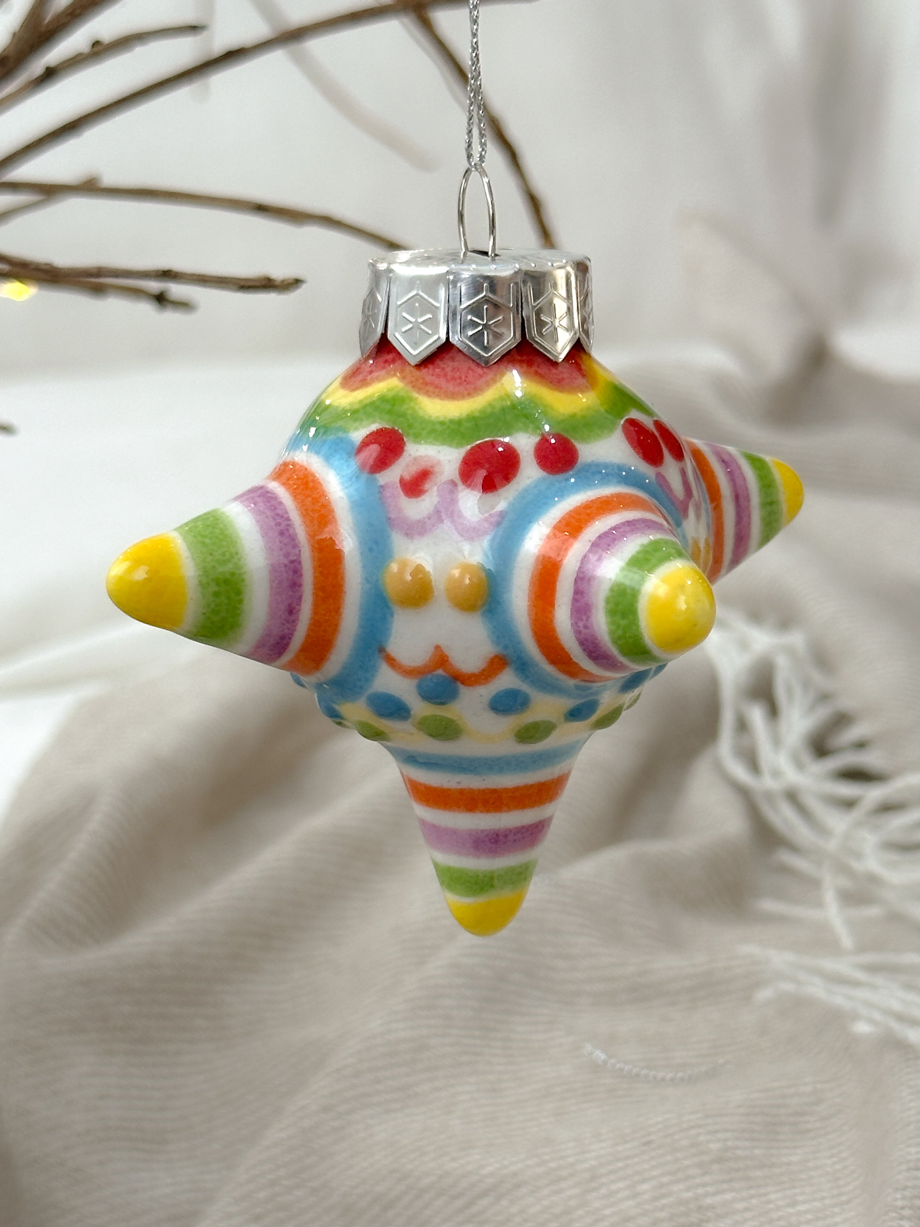 Adorno navideño de piñata "Talavera"