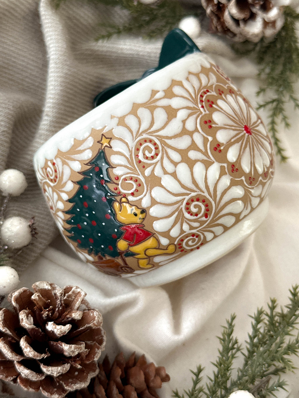 PRE-ORDER Set of 2 Christmas Pooh Mugs (SHIP STARTING DEC 5)