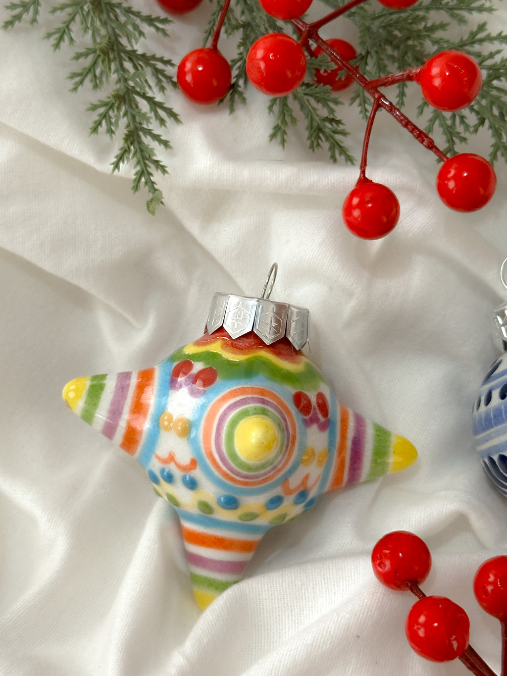 Adorno navideño de piñata "Talavera"