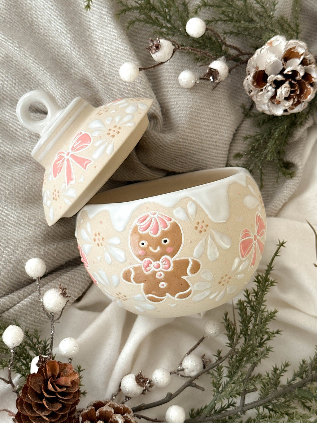 PRE-ORDER Christmas Ginger Ornament Bowl (SHIP STARTING DEC 5)