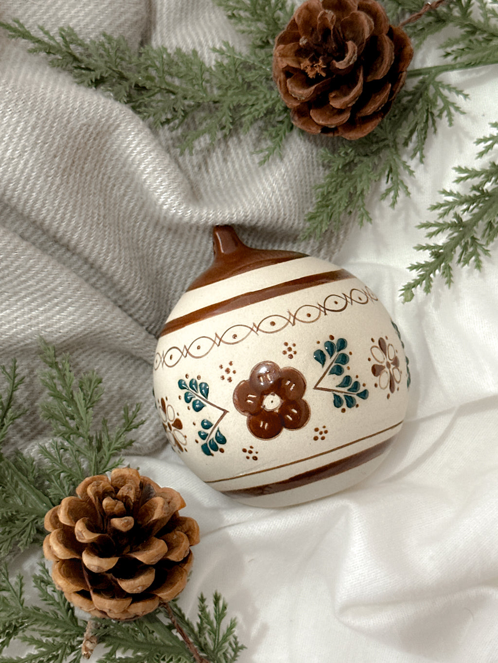 Adorno Navideño Marrón "Casa de la Abuela"