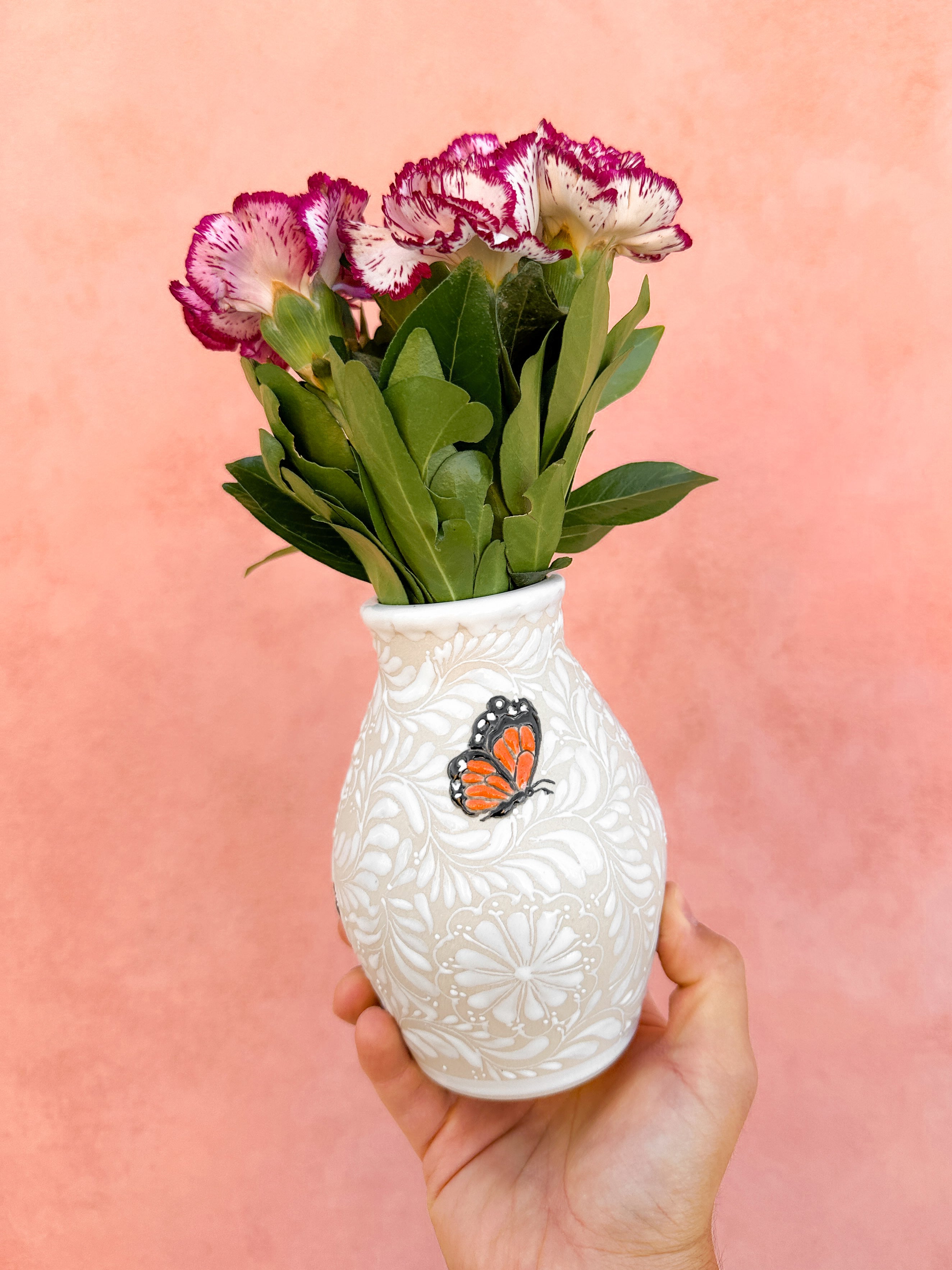 PRE-ORDER Monarca Butterflies Small Flower Vase (SHIPS IN APPROX. 6-12 WEEKS)