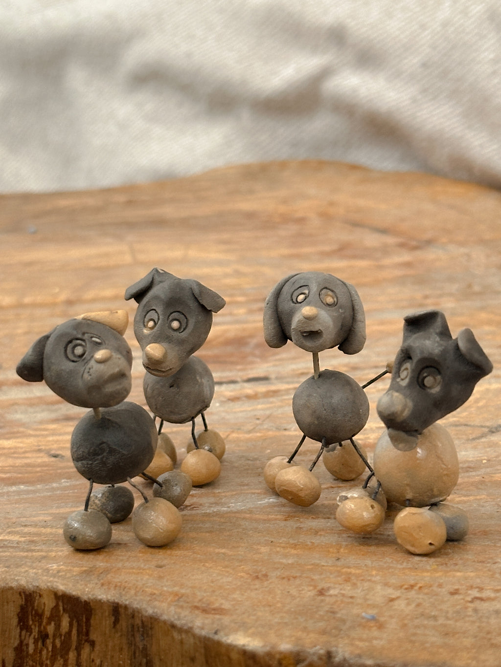 Juego de 4 mini cachorros