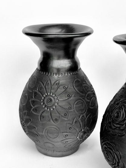 Black Clay Dried Flower Vase