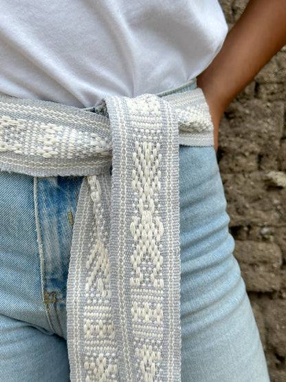 Cinturón Tradicional Mexicano Tejido a Mano