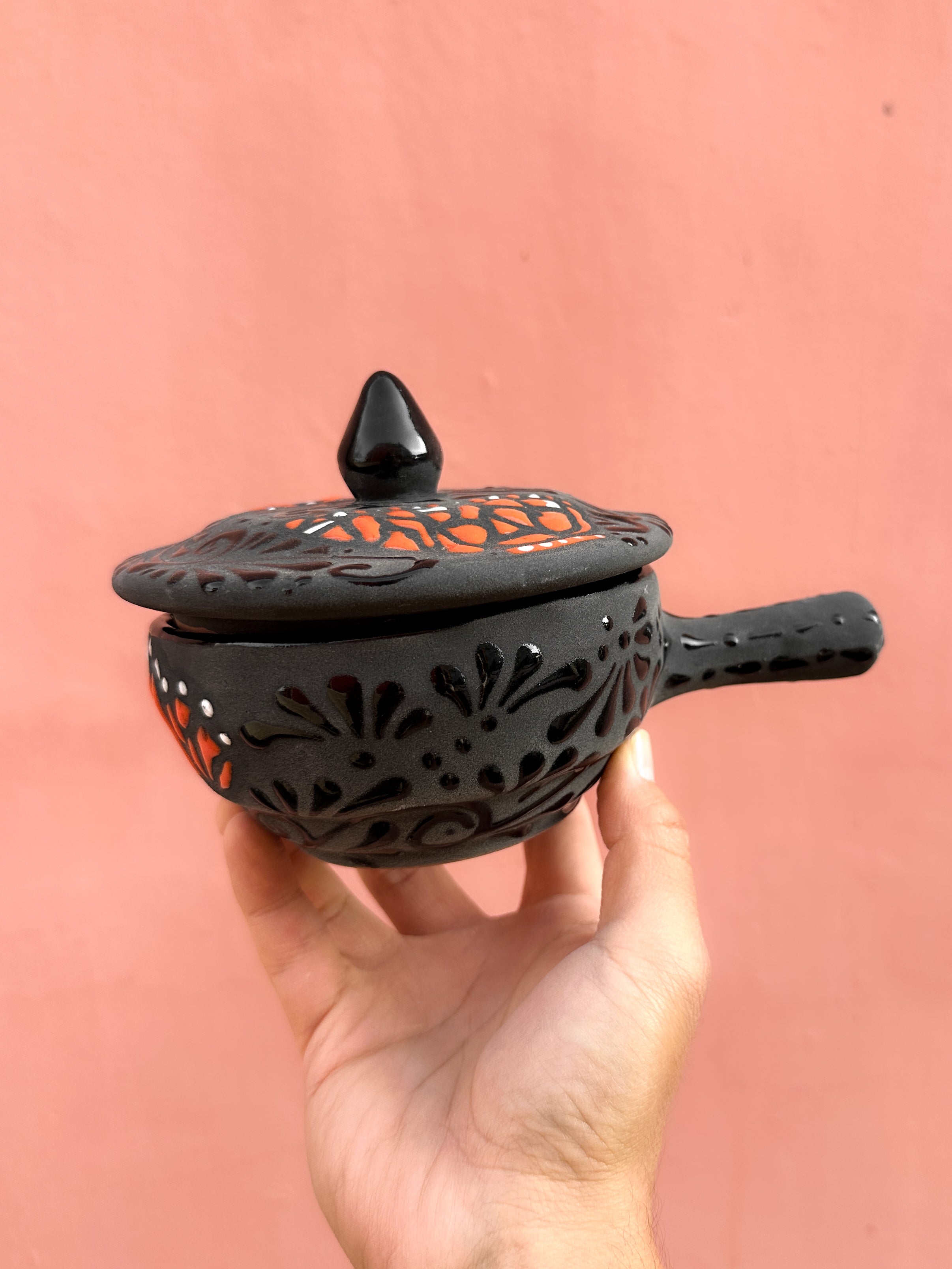 PRE-ORDER Black Butterfly Monarch Salsa Dish (SHIPS IN APPROX. 6-12 WEEKS)