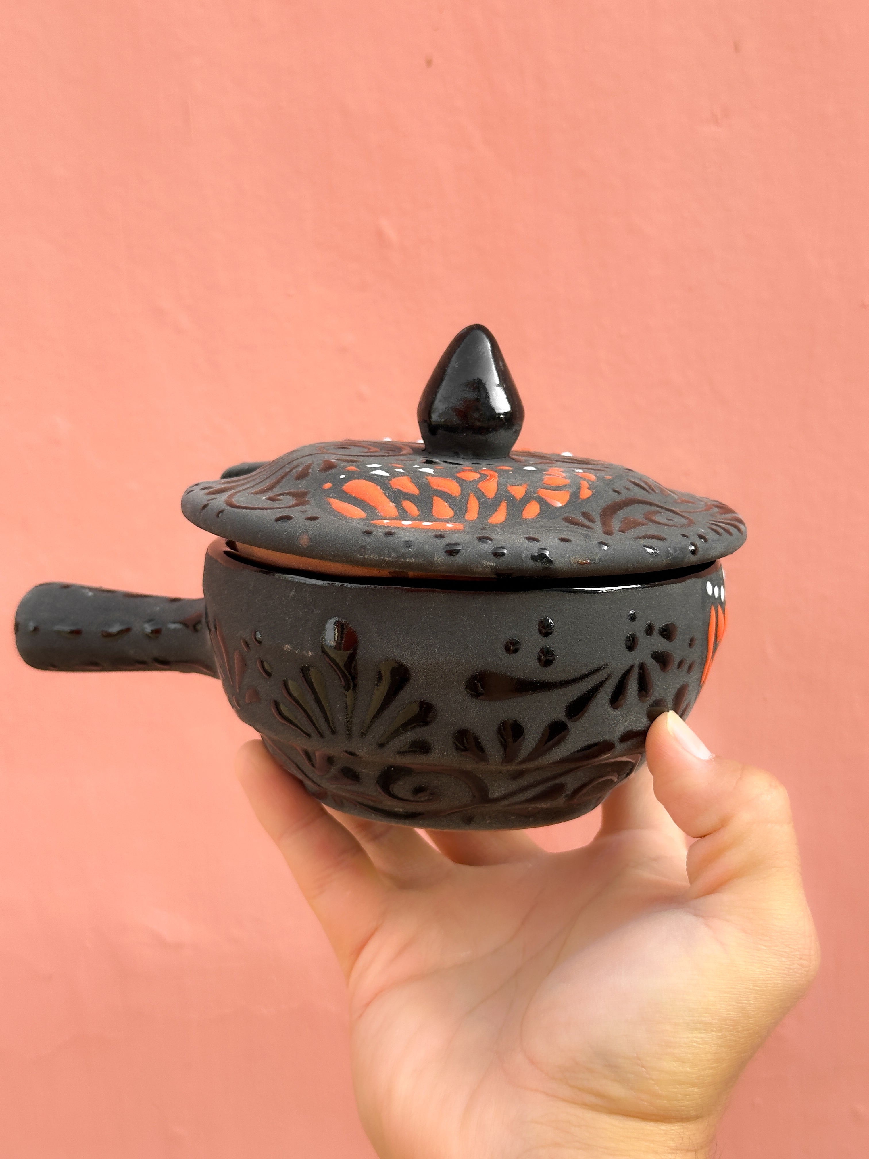 PRE-ORDER Black Butterfly Monarch Salsa Dish (SHIPS IN APPROX. 6-12 WEEKS)