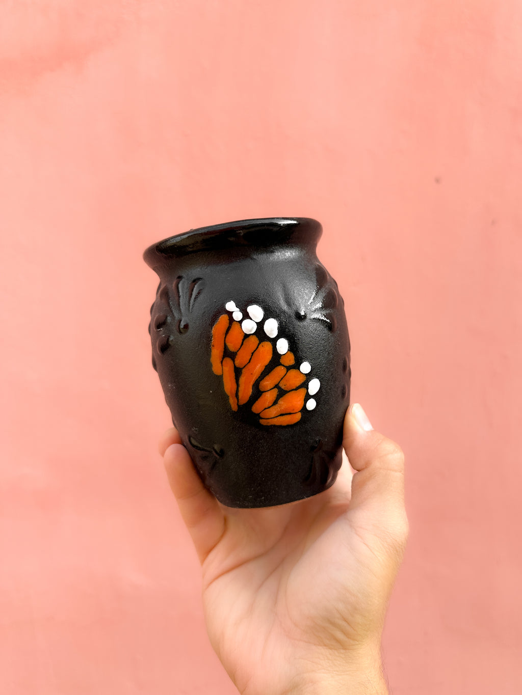 PREVENTA Cantarito Mariposa Monarca Negra (SE ENVÍA EN APROX. 6-12 SEMANAS)