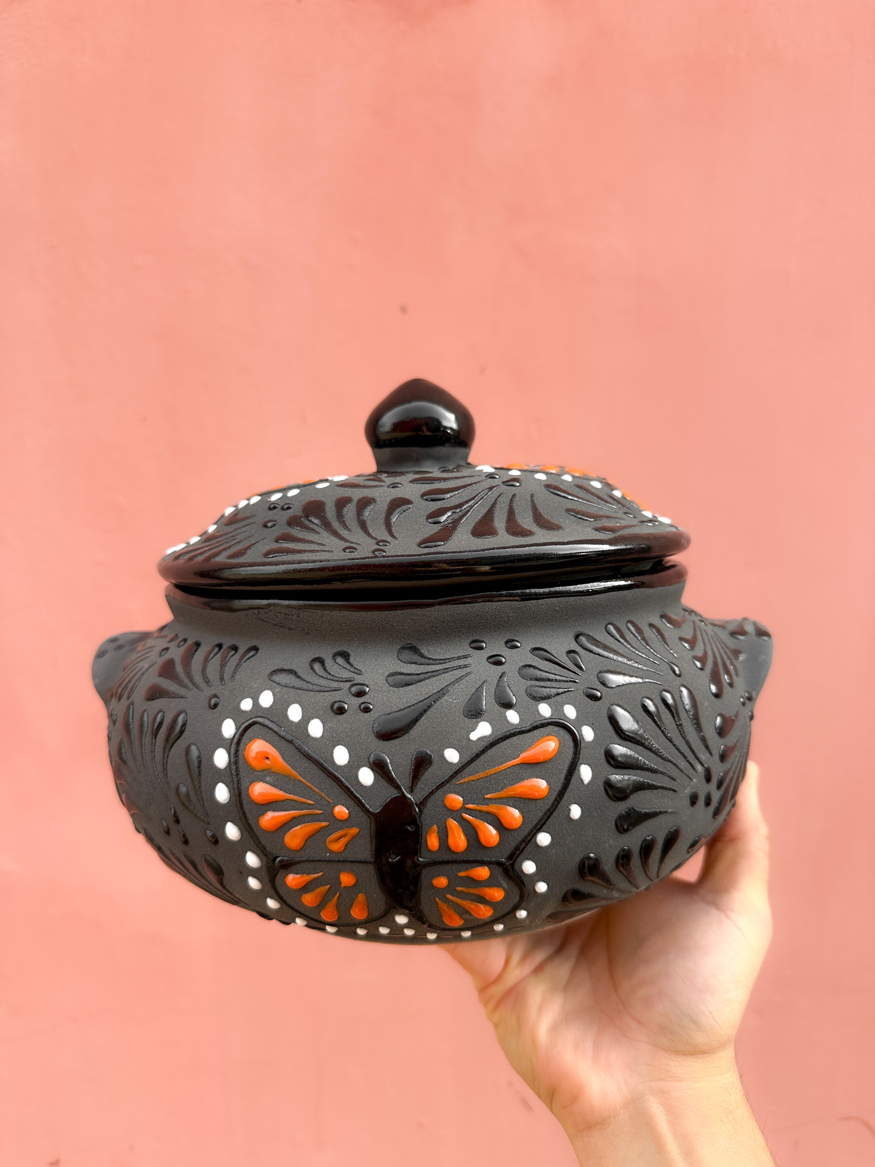 PRE-ORDER Black Butterfly Monarch Cazuela (SHIPS IN APPROX. 6-12 WEEKS)
