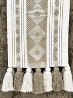 Paz Jalieza Table Runner