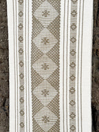 Paz Jalieza Table Runner
