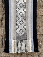 Luna Jalieza Table Runner
