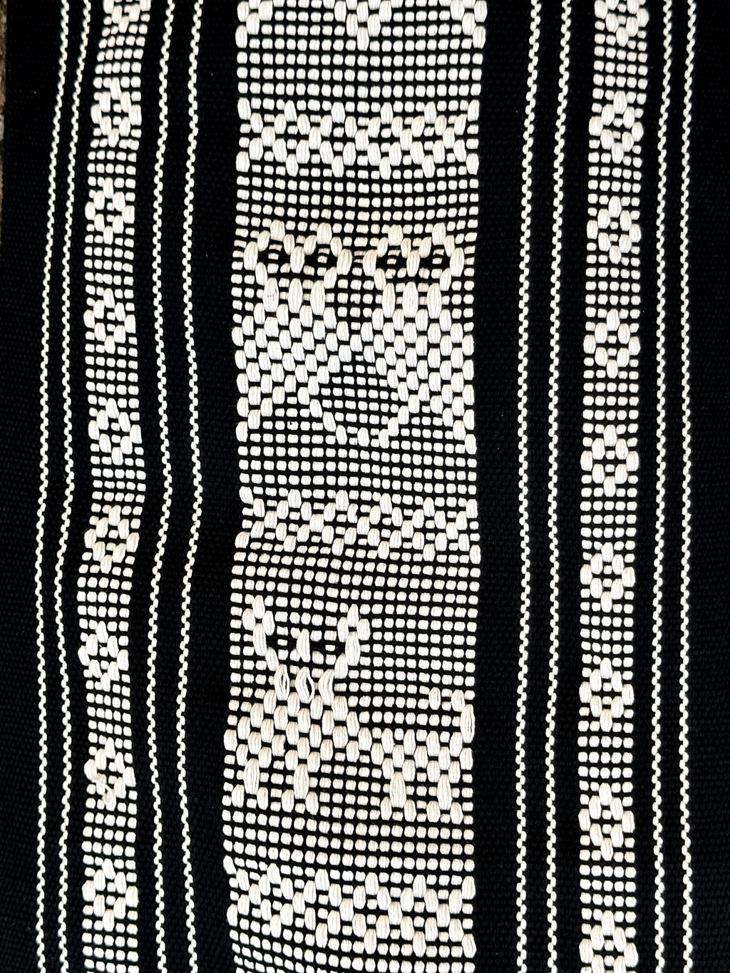 Martina Jalieza Table Runner