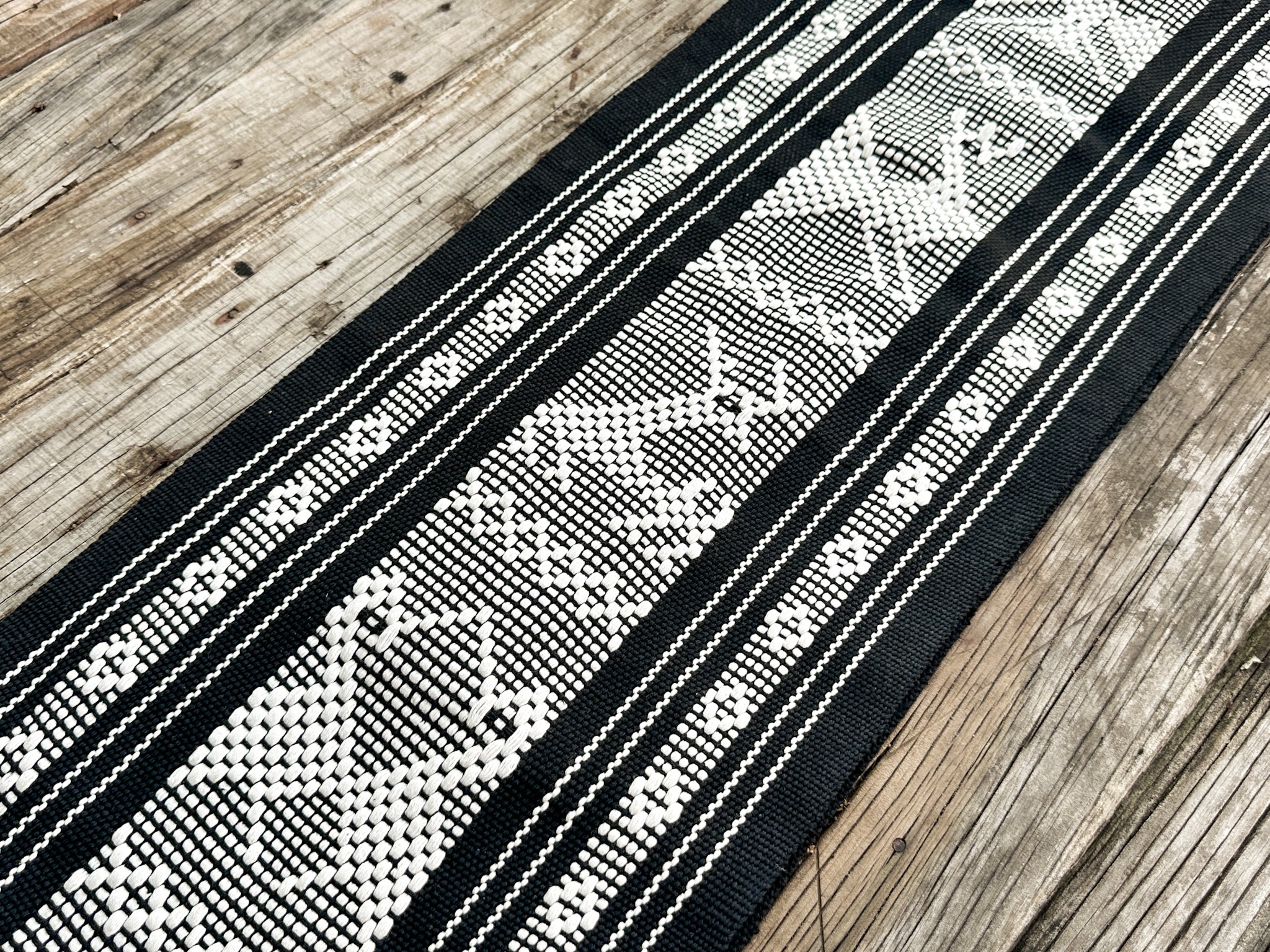 Martina Jalieza Table Runner