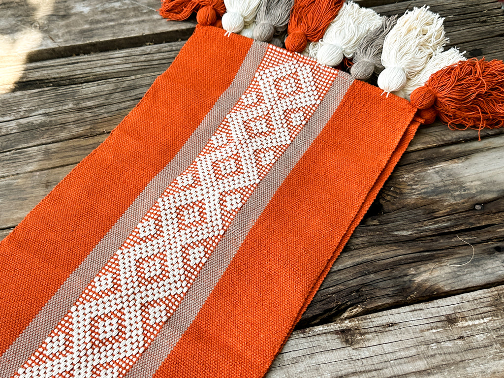 Lidia Jalieza Table Runner