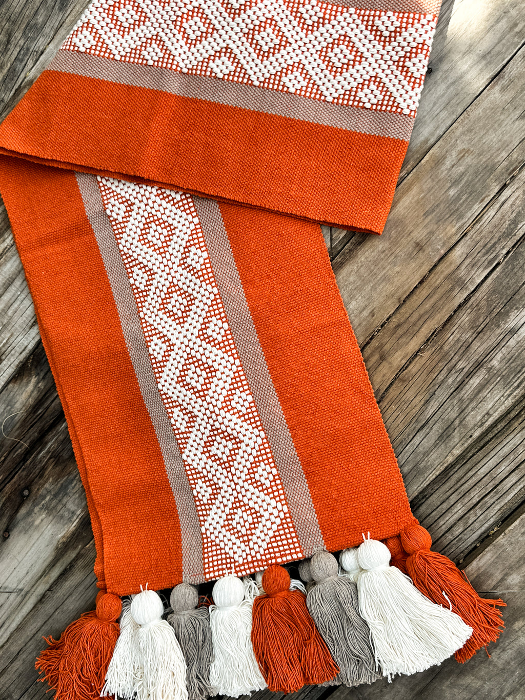 Lidia Jalieza Table Runner