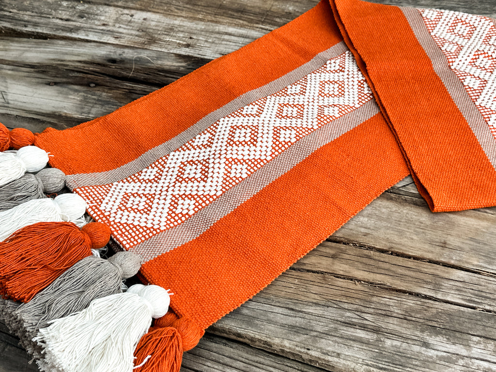 Lidia Jalieza Table Runner