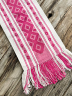 Rosa Jalieza Table Runner