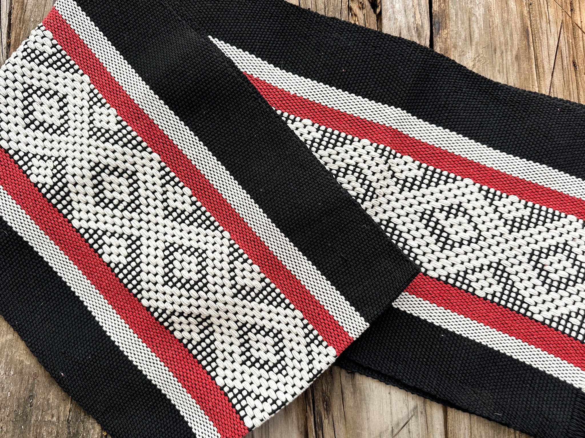 Greta Jalieza Table Runner