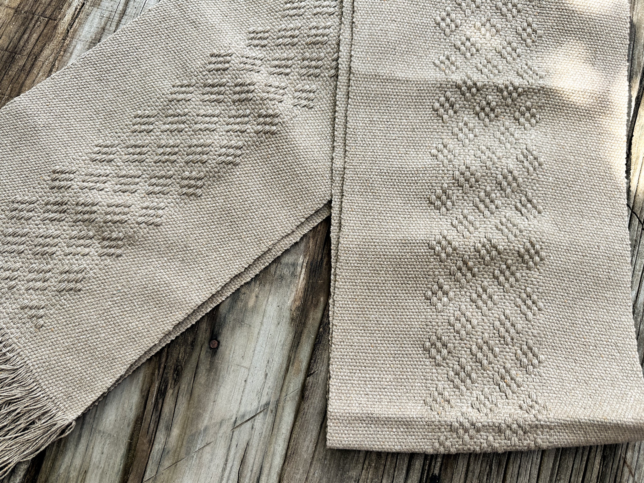 Olivia Jalieza Table Runner