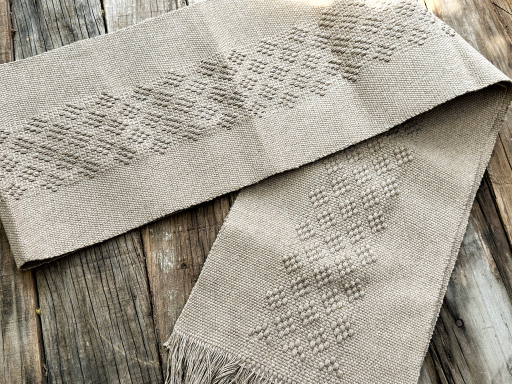 Olivia Jalieza Table Runner