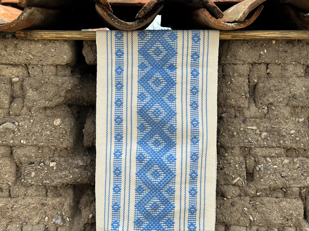 Dalia Jalieza Table Runner