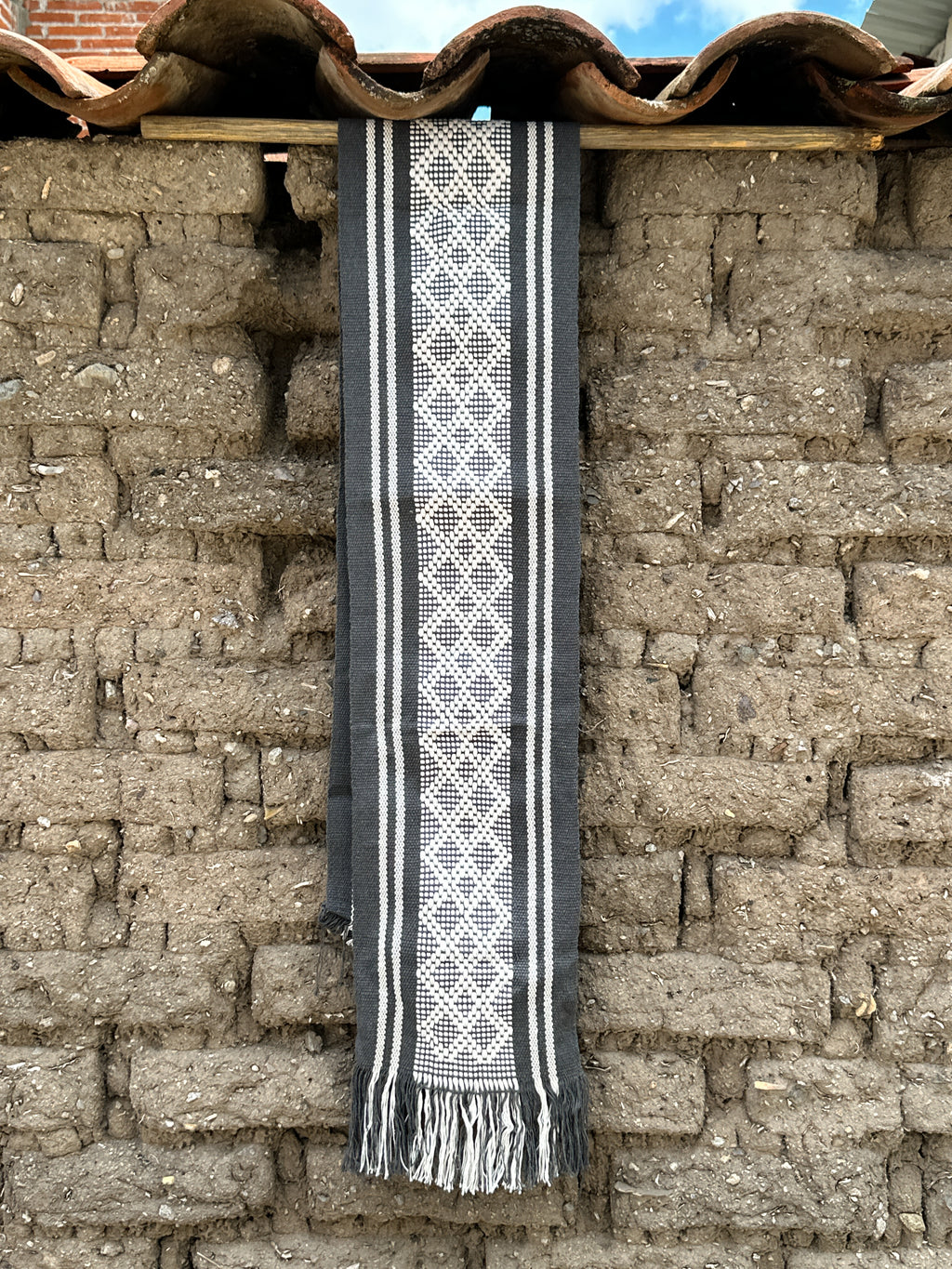 Otoño Jalieza Table Runner