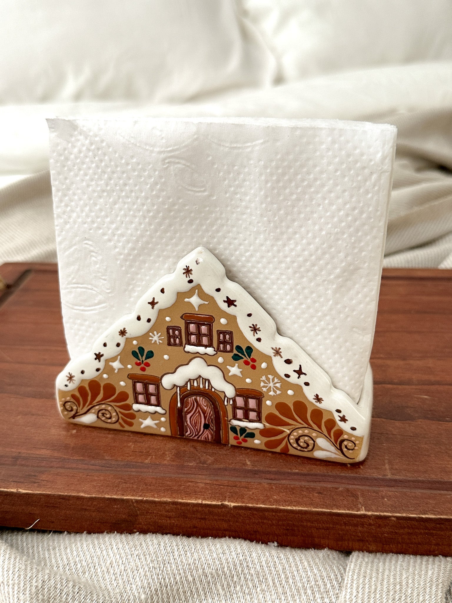 Ginger Napkin Holder